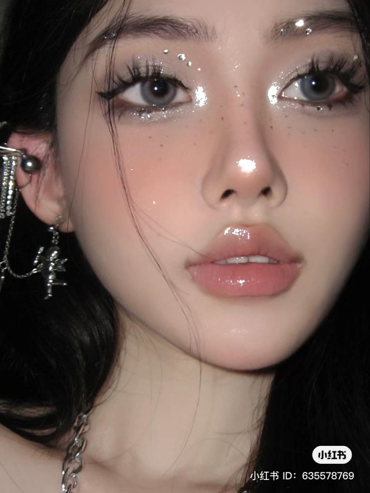 Korean Makeup Look, Douyin Makeup, Doll Eye Makeup, Prom Inspo, Oh My Goddess, Rave Makeup, Smokey Eye Makeup Tutorial, Ethereal Makeup, Glamorous Makeup