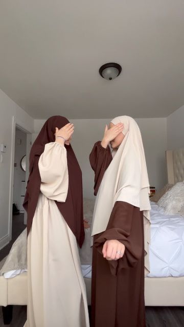 Jilbab Outfits, Mode Niqab, Islamic Modest Fashion, Modest Outfits Muslim, Estilo Hijab, Modest Fashion Hijab, Cute Modest Outfits, Muslim Outfits Casual, Hijabi Fashion Casual