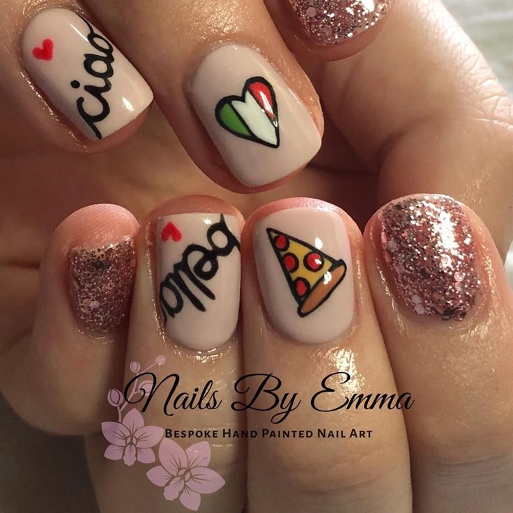 Ciao Bella Italian pizza nail design Nails Italy Design, Pizza Nails Designs, Nail Designs For Italy, Italian Nails Designs, Italy Theme Nails, Pizza Nail Art, Italian Themed Nails, Summer Italy Nails, Italy Nail Art