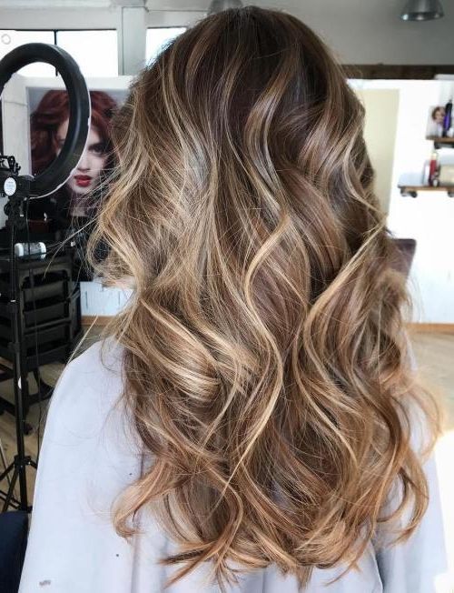 Caramel Blonde Balayage, Trendy We Fryzurach, Balayage Hair Color Ideas, Brunette Hairstyles, Brown Hair Shades, Balayage Hair Color, Brown Ombre Hair, Blond Balayage, Caramel Blonde