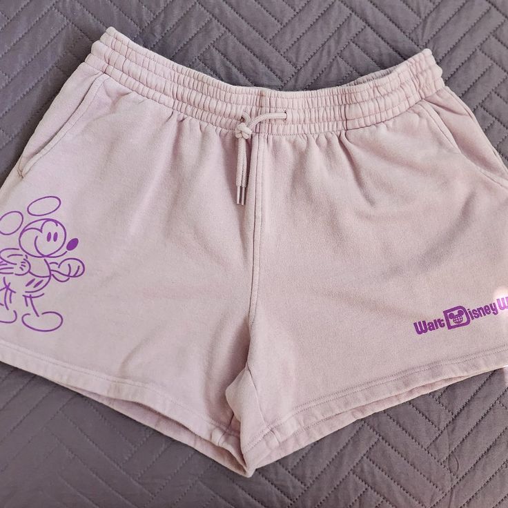 Super Cute Mickey Mouse Shorts. I Should Have Tried Them On Before I Bought Them. They Have Not Been Worn But I Did Wash Them Once. They Are Practically Brand New. Women's Size Large Cute Mickey Mouse, Mermaid Leggings, Mickey Mouse Shorts, Disney Shorts, Cream Shorts, Orange Ombre, Disney Ladies, Fleece Shorts, Tie Dye Shorts