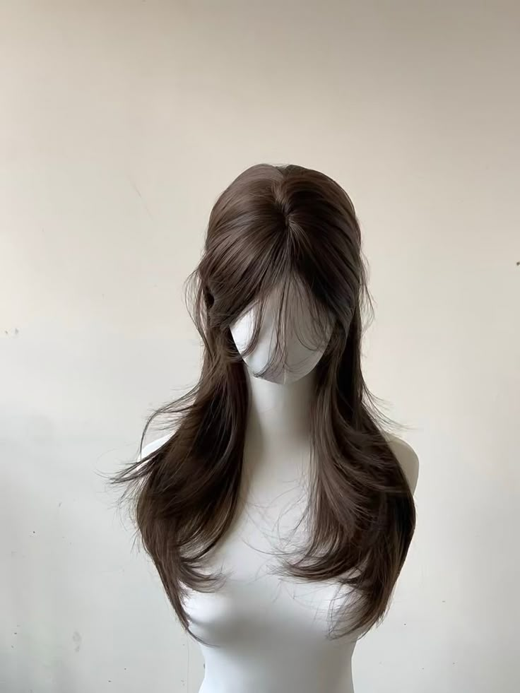 Pretty Hairstyles Straight Hair, Dr Hair Claim, Manwha Hairstyles, Elegant Haircut For Long Hair, Aesthetic Long Haircut, Korean Hair Long, Aesthetic Haircuts Long, Cool Anime Outfits, Hair Claims For Dr