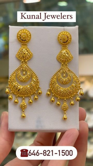 Gold Earing Design New Bridal, Gold Ear Rings Designs, Gold Earrings Designs New Model, Latest Gold Earrings Designs, Thali Chains, Gold Earing, Latest Earrings Design, Earrings With Chain, Tooth Ring