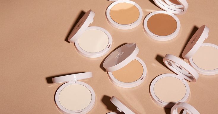 Compact Powder Product Photography, Pressed Powder Photography, Compact Powder Photography, Powder Photography, Moon Beauty, Arbonne Recipes, Arbonne Makeup, Arbonne Business, Cloud Decoration