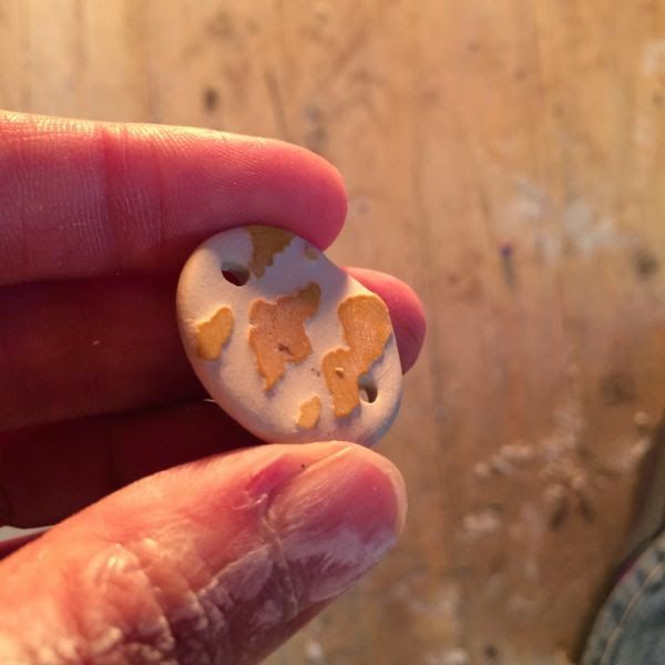 Art Jewelry Elements: Water Etched Ceramics Water Etching Ceramics, Ceramic Etching, Are You Bored, Studio Ideas, Pottery Ideas, Surface Textures, Clay Creations, Art Class, Art Jewelry