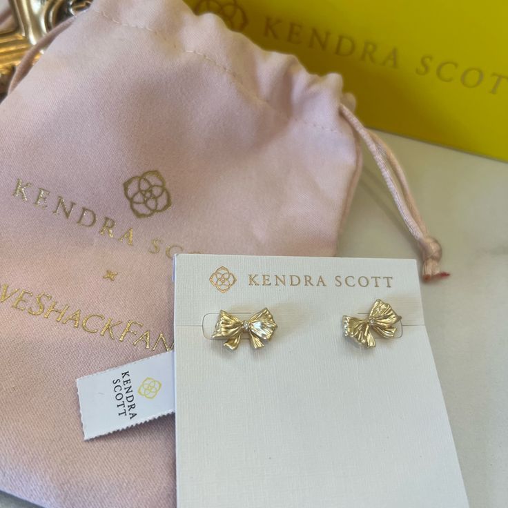 Brand New With Dust Bag And Gift Box Price Is Now Firm Last Available & Will Not Be Getting Anymore :) And Last Pieces All Sold At Ask. Kendra Scott Loveshackfancy Gold Bow Stud Earrings On Hand Actual Item Pictured Kendra Scott Bow Earrings, Love Shack Fancy Kendra Scott, Kendra Scott X Love Shack Fancy, Kendra Scott Love Shack Fancy, Gold Bow Earrings, Gifts To Get Your Girlfriend, Cheap Gifts For Friends, Girly Items, Trendy Christmas Gifts