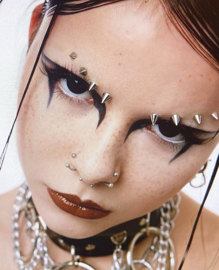 Anime Style Eyes, Maquillage Goth, Funky Makeup, Realistic Eyes, Punk Makeup, Alt Makeup, Graphic Makeup, Swag Makeup, Smink Inspiration