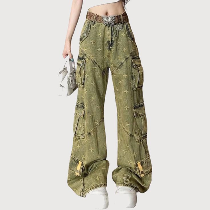 Loose-fit cargo pants in khaki green with multiple pockets Size: • S: Waist: 66cm/ 26.0 in, Hips: 100cm/ 39.4 in, Length: 105cm/ 41.3 in• M: Waist: 70cm/ 27.6 in, Hips: 104cm/ 40.9 in, Length: 107cm/ 42.1 in• L: Waist: 74cm/ 29.1 in, Hips: 108cm/ 42.5 in, Length: 109cm/ 42.9 in• XL: Waist: 78cm/ 30.7 in, Hips: 112cm/ 44.1 in, Length: 111cm/ 43.7 inMaterial: Cotton, Polyester Green Wide Leg Jeans With Belt Loops, Green Utility Jeans With Belt Loops, Baggy Khaki Cargo Pants With Cargo Pockets, Khaki Utility Cargo Pants Full Length, Baggy Utility Cargo Jeans, Olive High Waist Utility Bottoms, Olive Wide Leg Cargo Pants With Pockets, Khaki Full Length Utility Cargo Pants, Khaki Straight Leg Cargo Parachute Pants