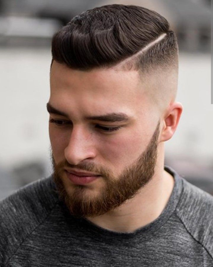 Mens Hairstyles Round Face, Comb Over Fade Haircut, Hard Part Haircut, Short Comb Over, Fade Haircut Styles, Hairstyles For Receding Hairline, Pompadour Haircut, Short Fade Haircut, High Fade Haircut