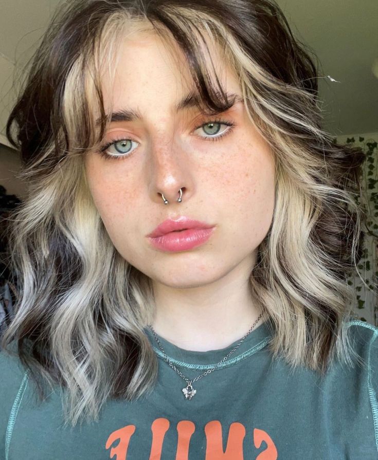 Blonde Brunette Color Block, Hot Goth Hairstyles, Short Curly Peekaboo Hair, Women's Shaggy Haircuts, Multi Color Peekaboo Hair, Bleach Color Block Hair, Grey Hair Underneath, Shag With Blonde Underneath, Lob With Peekaboo Color