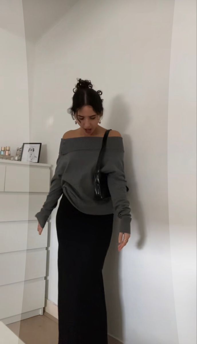 long black skirt grey off shoulder sweater Outfit Inspo With Long Skirt, Off Shoulder And Skirt Outfit, Long Skirt In Winter Outfit, Grey Sweater With Skirt, Long Black Skirt Business Casual, Grey Off Shoulder Sweater, Off Shoulder Winter Outfit, Classy Black Skirt Outfits, Long Black Skirt Outfit Winter Classy