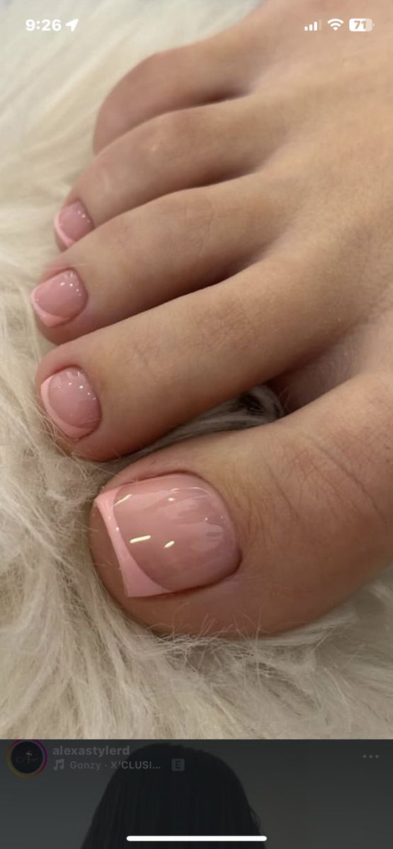 Gel Toes French Tip, Pink Tip Pedicure, Pink Toe Nails French Tips, Pink Pedicure French Tip, Pink French Pedi, Ombre Toes Pedicure, Pink French Pedicure Toenails, Pink French Tip Toenails, Baby Pink French Tip Toes