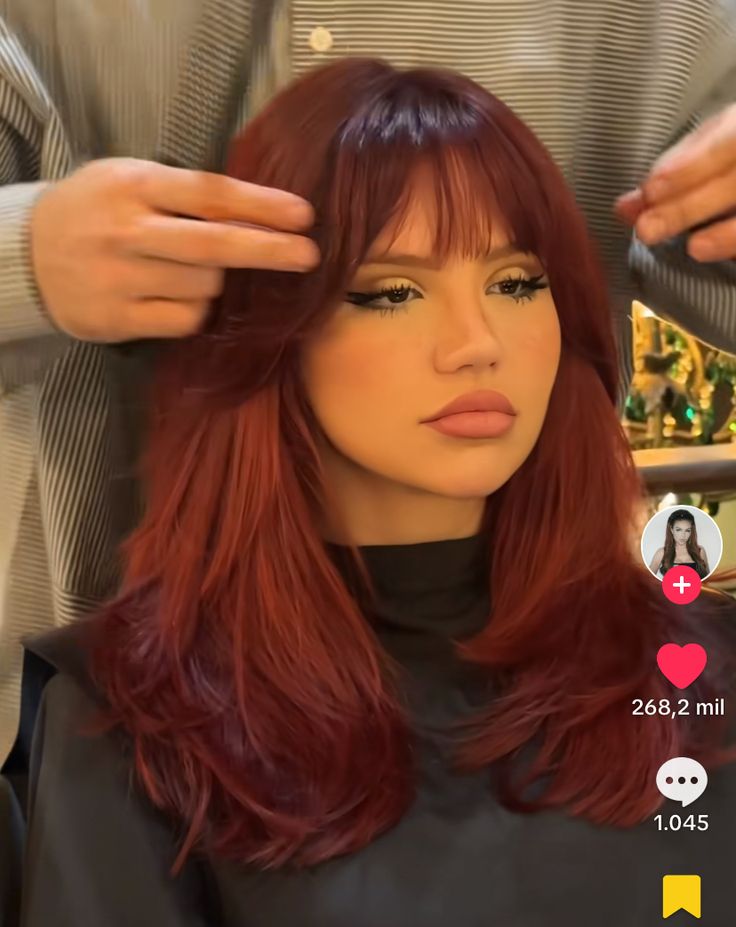 Red Hair And Fringe, Red Money Pieces On Black Hair, Fringe For Square Face, Red Hair With Money Piece Bangs, Hair Colors With Bangs, Burgundy Hair Makeup, Hair For Brunettes, Red Hair With Butterfly Cut, Dark Red Hair Makeup