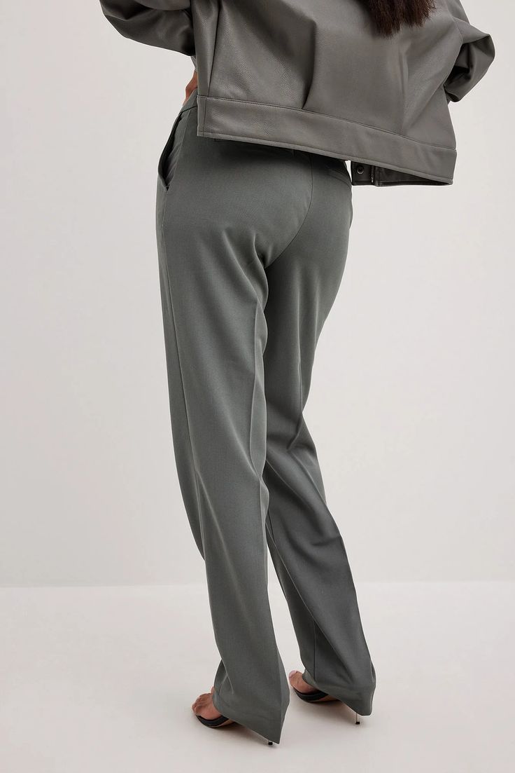 Low Waist Suit Pants Grey | NA-KD Straight Hem Stretch Bottoms For Workwear, Fitted Sweatpants With Hip Pockets And Tapered Leg, Workwear Dress Pants With Side Pockets, Straight Hem Dress Pants With Hip Pockets For Work, Casual Office Bottoms With Straight Hem, Stretch Tapered Leg Sweatpants For Workwear, Office Ankle Pants With Side Pockets, Business Ankle-length Pants With Pockets, Office Tapered Leg Pants With Side Pockets