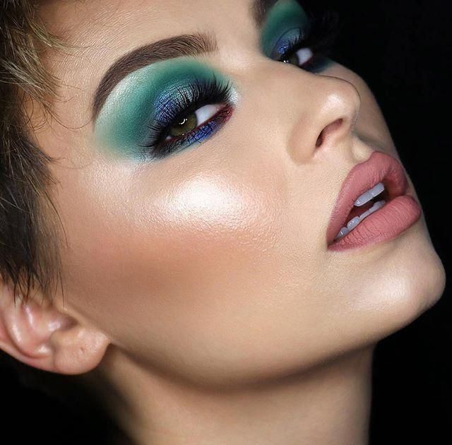 All hail @alexandra_anele using our new Viper #Eyeshadow Palette & Antivenom Liquid Lipstick for this colorful #holiday inspired look. 🙌#SigmaBeauty #SigmaHoliday2018 Boar Bristle Brush, Sigma Beauty, Beauty Kit, Puffy Eyes, Spray Tanning, Pencil Eyeliner, Makeup Makeup, Shiny Hair, How To Apply Makeup