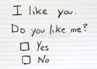 a piece of paper with writing on it that says i like you do you like me?