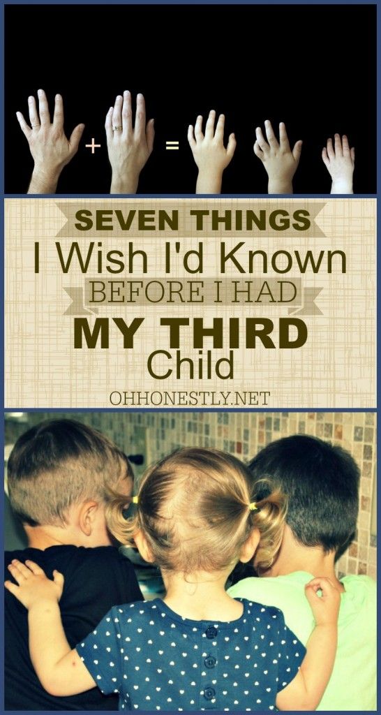 two children with their hands on each other and the words seven things i wish i'd known before i had my third child