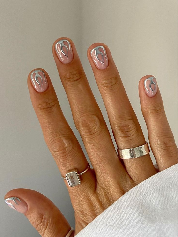 #nails Gel Manicure Short, Metallic Nails Design, January Nail Designs, Chrome Manicure, Silver Nail Art, Minimalist Nail, Chrome Nail Art, Chrome Nails Designs, January Nails