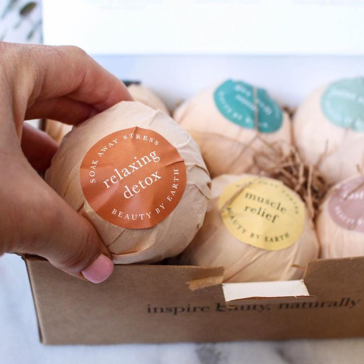 Beauty by Earth bath bombs relaxing detox muscle relief Packaging Structure, Packaging Soap, Bath Bomb Packaging, Kids Gift Ideas, Men Spa, Organic Bath Products, Relaxation Gifts, Natural Bath, Kids Bath