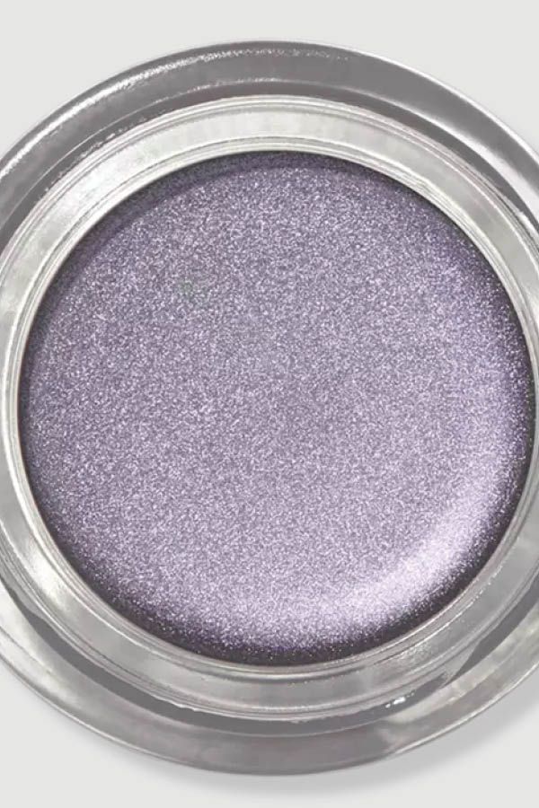 When shopping for eyeshadow for older women, there are a lot of different factors to consider that may never have mattered before. We tried countless eyeshadows and interviewed makeup artists to find the best formulas. #beauty #makeup Best Eye Shadow For Women Over 60, Best Eyeshadow For Brown Eyes Over 50, Best Cream Eyeshadow For Older Women, Eye Shadow For Over 60 Over 50, Eye Makeup For Older Women Over 50, Cream Eyeshadow Looks, Eye Makeup For 60 Year Old Women, Eyeshadow Over 50, Makeup For 60 Year Old