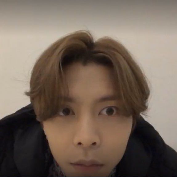 Moving On From Him, Move On From Him, Back Saw, Live Meme, Stray Kids Random, Nct Boyfriend Material, Nct 127 Johnny, Nct Meme, Nct Johnny