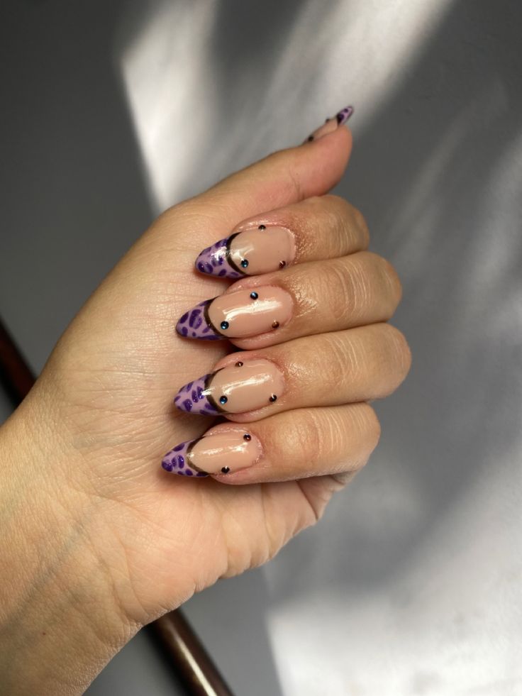 Leopard print and rhinestones Purple Leopard Print Nails, Purple Cheetah Print Nails, Purple Cheetah Nails, Purple French Tip, Purple French, Cheetah Print Nails, N Nails, Cheetah Nails, Purple Leopard Print