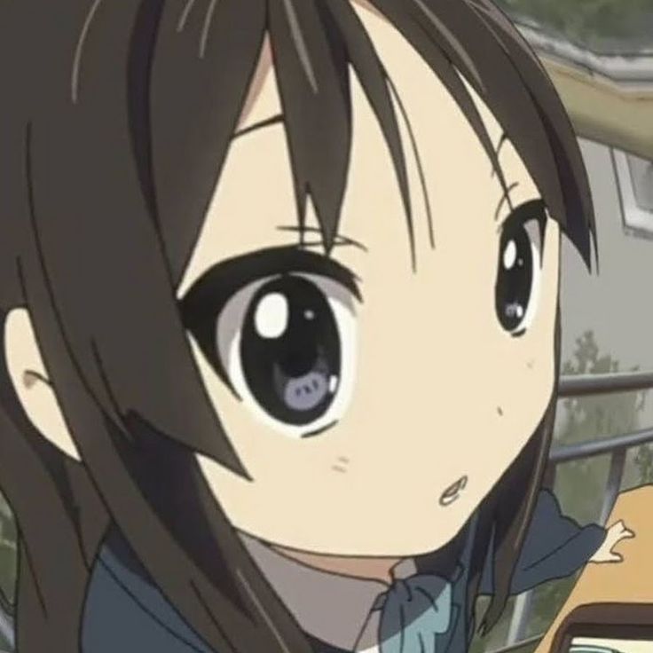 an anime character with long hair and big eyes