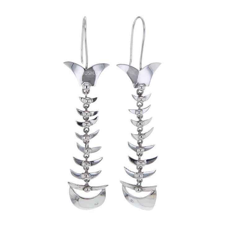 need a little edge to that outfit? get our stylish lightweight fish bone Sterling Silver earrings material: .925 Sterling Silver approximate overall length: 2" weight: 5 g FREE SHIPPING WITHIN MAINLAND US! Fishbone Earrings, Silver Lake, Fish Bone, Instagram Shop, Sterling Silber, Sterling Silver Earrings, Silver Earrings, Bones, 925 Sterling Silver