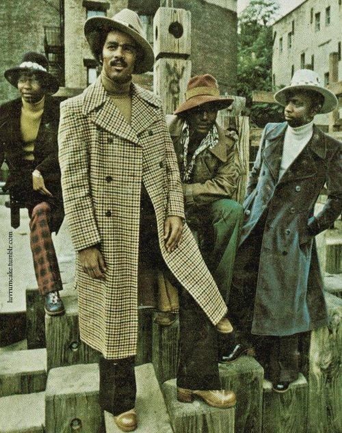 Gentlemen from the 1970's. 70s Black Fashion, Photography 90s, Jamel Shabazz, Enduro Vintage, Downtown Style, African American Fashion, Western Outfits Men, Why Do Men, Black Glamour