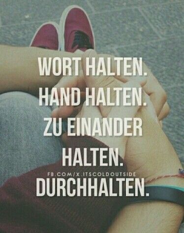 two people holding hands with the words, wort halten hand halten zu eianderr halen