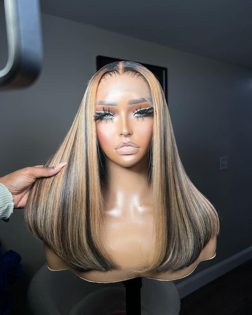 Selfcare Items, Frontal Styles, Highlight Balayage, Bday Hair, Straight Bob Wig, Highlight Wig, Honey Hair Color, Blonde Bob Wig, Frontal Wig Hairstyles