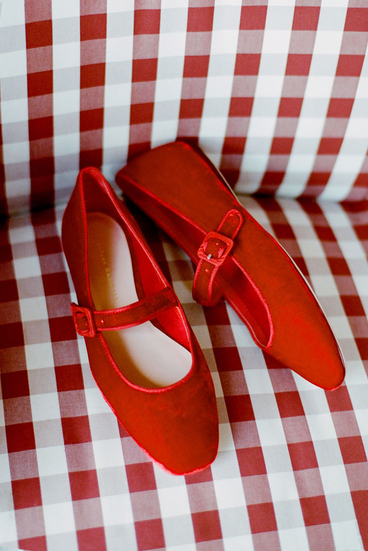 Red And Leopard Print, Red And Leopard, Shoes Wardrobe, Ginger Red, Shoe Wardrobe, Velvet Clutch, Fab Shoes, Style Moodboard, Red Flats