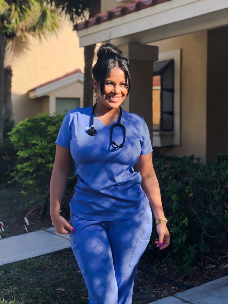 Black Female Nurse in blue scrubs Thick Nurse, Pregnancy Safe Makeup, Scrub Fashion, Black Nurses, Nursing Pictures, Nurse Outfit Scrubs, Safe Nail Polish, Nurse Pics, Best Nail Polish Brands