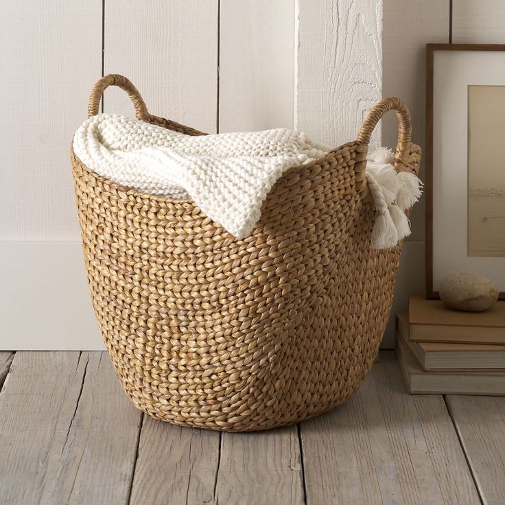 handcrafted Basket Decor, Blanket Basket, Seagrass Basket, Nicolas Cage, Water Hyacinth, Wooden Floor, Blanket Storage, Large Baskets, Woven Basket