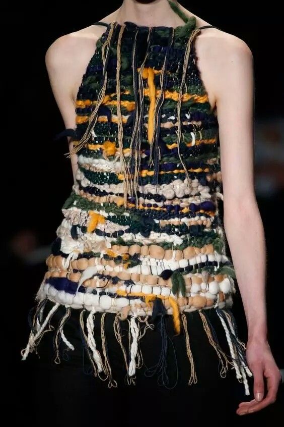 Knitting Fashion, Diy Event, Design Moda, Design Textile, Recycled Fashion, Textiles Fashion, Vogue Runway, Fashion 2020, Fall 2014