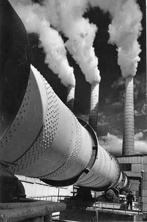 Concrete factory, Soviet Union 1954. Wastelands Aesthetic, Soviet Photography, Carhartt Aesthetic, Lumiere Brothers, Factory Aesthetic, Concrete Factory, Industry Photography, Technology Photography, Factory Photography