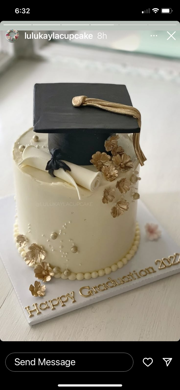 a cake with a graduation cap on top