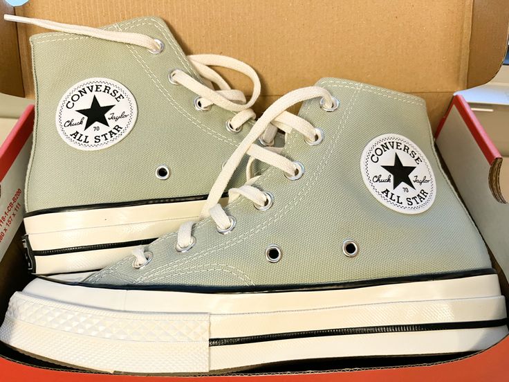 Platform Converse Sage Green, Converse Size 5, Platform Converse Design, Safe Green Converse, Converse Mint Green, Sage Green High Top Converse, Pastel Platform Converse, Summit Sage Converse, Sage Green Converse Platform