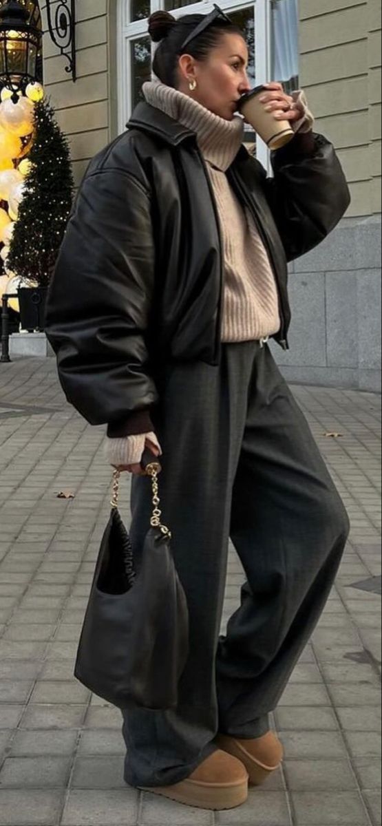 European Winter Outfits Street Style, Fall Style Board, European Street Style Winter, Clean Street Style, Fall Winter 2024 Street Style, Cool Street Fashion Winter Style, Autumn Outfits Aesthetic 2024, Street Style Fall 2023, Autumn Fits 2024