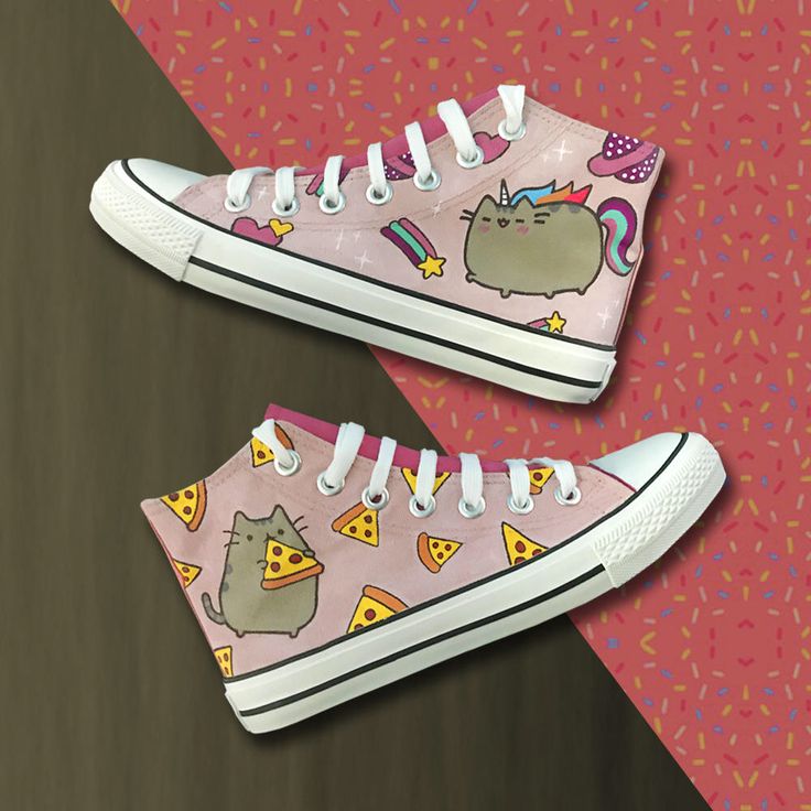 Pusheen Unicorn & Pizza - Hand painted customise shoe design by happypillstudio on Etsy https://www.etsy.com/au/listing/543138898/pusheen-unicorn-pizza-hand-painted Unicorn Pizza, Customized Canvas Shoes, Pusheen Shirt, Pusheen Unicorn, Pusheen Collection, Baskets Converse, Pusheen Cute, Diy Sneakers, Pusheen Cat