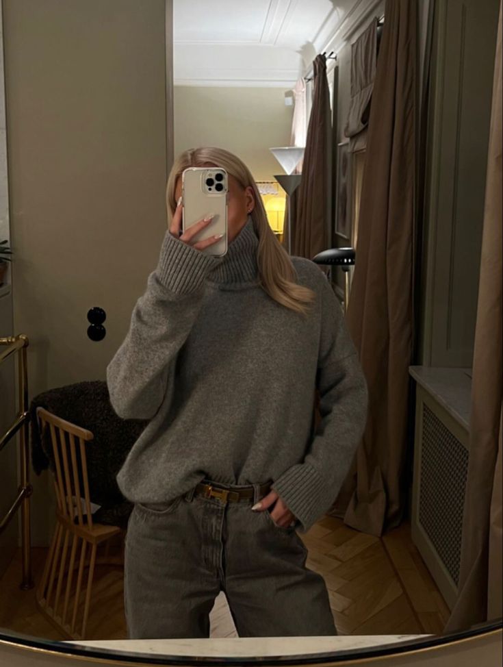 Sweater Turtleneck Outfit, Fall Turtleneck Outfit, Turtleneck Outfit Aesthetic, Grey Turtleneck Outfit, Brown Turtleneck Outfit, Brown Belt Outfit, Brown Jeans Outfit, Outfit Inspo Sweater, Grey Jeans Outfit