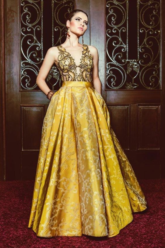 Gaun Koktail, Yellow Gown, Ruffles Fashion, Beauty Dress, Color Dorado, Gorgeous Gowns, Beautiful Gowns, Fancy Dresses, Prom Dresses Long