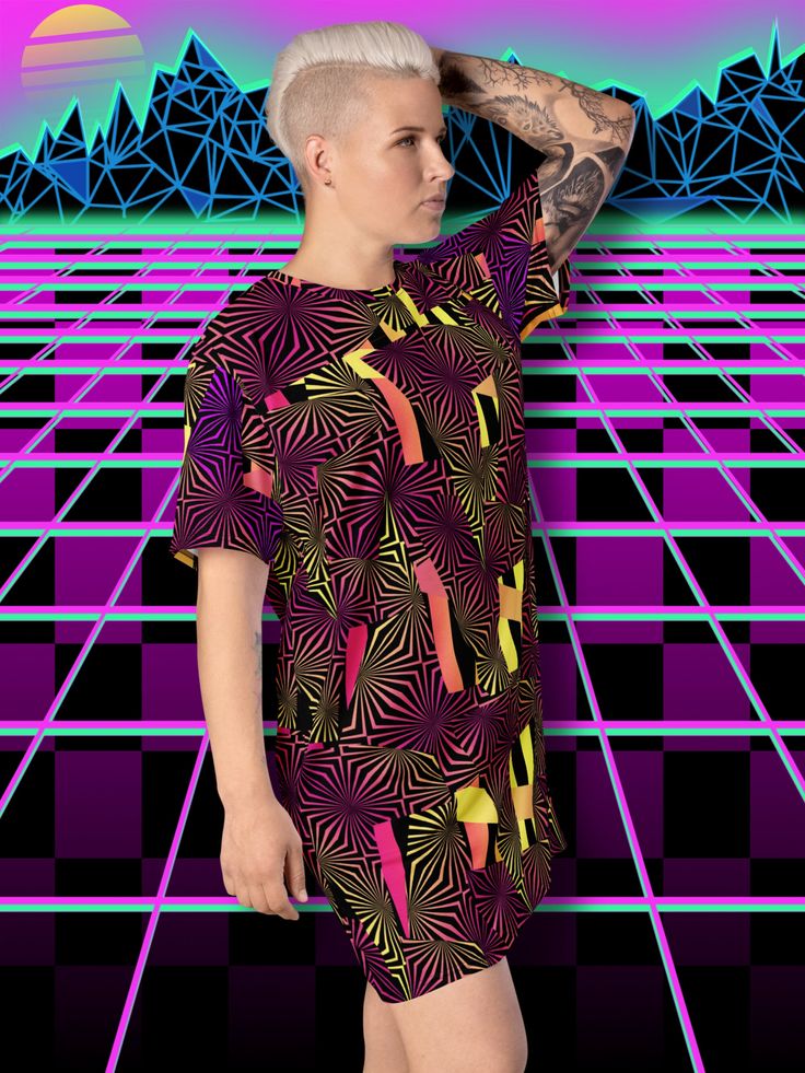 Fun party shirt dress in a vibrant geometric design. Stripy kaleidoscope all-over spandex fabric for the ultimate in party comfort.  Great for Burning Man and other summer festivals. Whether you wish to dress up or show off your party side, this t-shirt dress is just rad. Flamboyant cosplay outfit for the discerning person of fashion. Vaporwave style with an 80s retro vibe. Would make a great outfit for an 1980s party night. Great fashion t-shirt dress as the ultimate in streetwear fashion. Styl 1980s Party, Fancy Dress Party, Summer Festivals, Streetwear Mode, Disco Outfit, Fancy Dresses Party, 80s Retro, Cosplay Outfits, Summer Festival