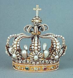 Munich Residenz, Royal Crown Jewels, Royal Crowns, Royal Tiaras, Pretty Princess, Family Jewels, Royal Jewels, Royal Jewelry, Crown Royal