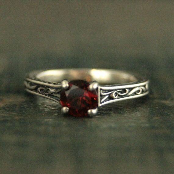 Sculptural Ring, Medieval Rings, January Birthstone Rings, Red Garnet Ring, Cute Engagement Rings, Gothic Rings, Dope Jewelry, January Birthstone, Garnet Ring