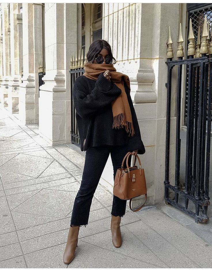 Brown Heeled Ankle Boots Outfit, Dark Brown Boots Outfit Ankle, Brown Ankle Boots Outfit Winter, Camel Boots Outfit Winter, Dark Brown Ankle Boots Outfit, Chunky Brown Boots Outfit, Camel Ankle Boots Outfit, Brown Heeled Boots Outfit, Block Heel Boots Outfit