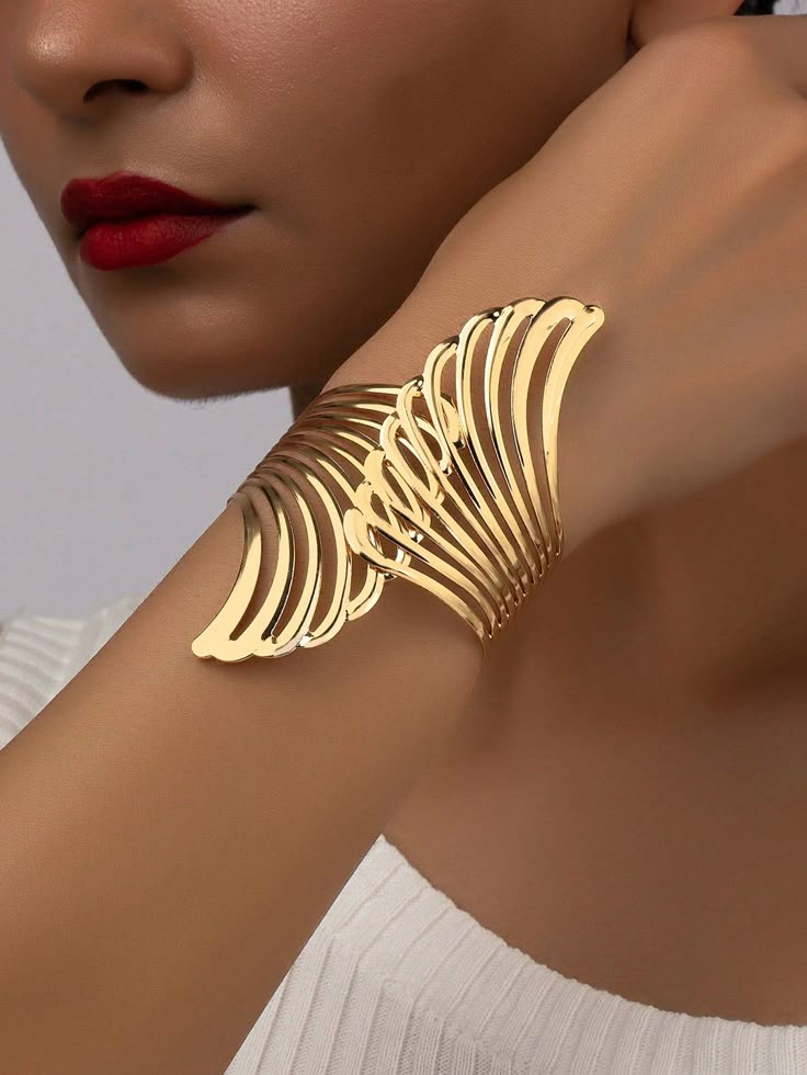 1pc Fashionable Simple & Casual  Wing Style Bracelet For Summer Yellow Gold    Copper Alloy     Women Fashion Jewelry, size features are:Bust: ,Length: ,Sleeve Length: Dramatic Gold Jewelry, Gold Accent Jewelry, Beautiful Wedding Rings Diamonds, Copper Accessories, Embellished Fashion, Summer Yellow, Trendy Fashion Jewelry, Bold Jewelry, Gold Collar