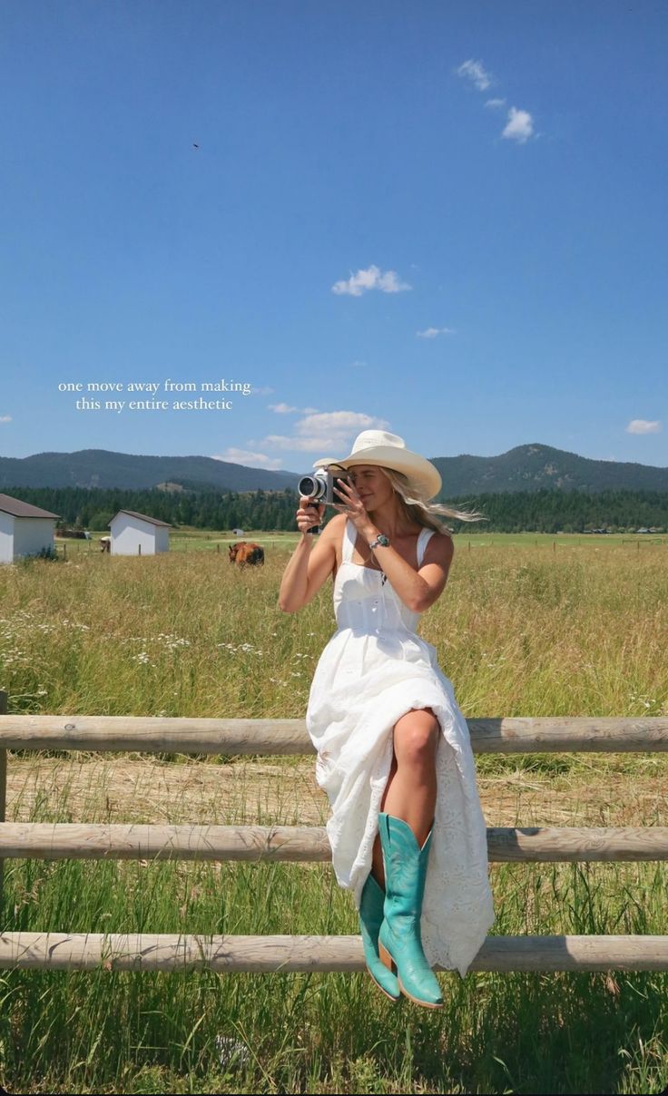 Instagram credit: @amelia.edmondson Yellowstone Chic Outfit, 60s Country Aesthetic, Montana Spring Outfits, Southern Coquette Aesthetic, Western Aesthetic Photoshoot, Country Grandma Aesthetic, Farm Clothes Aesthetic, Coastal Country Outfit, Cowgirl Boots Dress Outfit