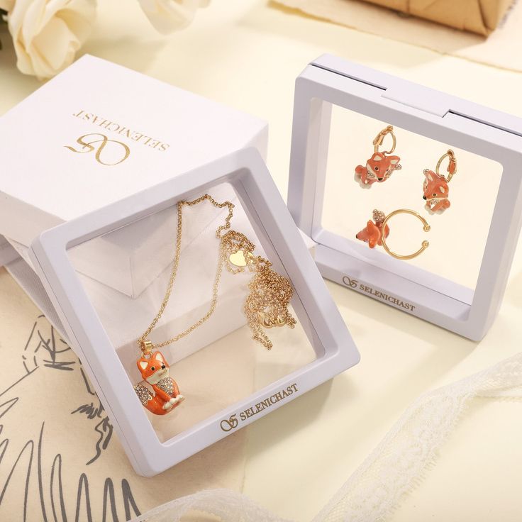 Buying as a gift set saves you over 20%! This set includes: Fox Necklace Fox Brooch Fox Earrings Fox Things To Buy, Fox Bracelet, Fox Jewelry Ring, Fox Jewelry Necklace, Fox Earrings, Fox Jewelry, Foxes Necklace, Fox Gift, Cat Pendant Necklace