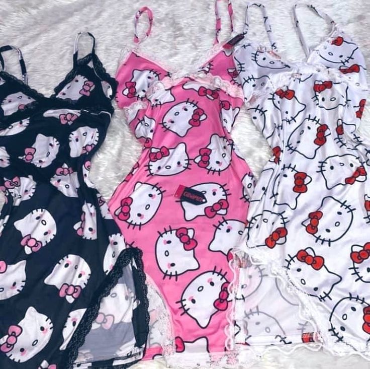 ماثيو ماكونهي, Hello Kitty Dress, Kitty Clothes, Hello Kitty Clothes, Hello Kitty Aesthetic, Cute Pajamas, Hello Kitty Pictures, Hello Kitty Items, Hello Kitty Collection